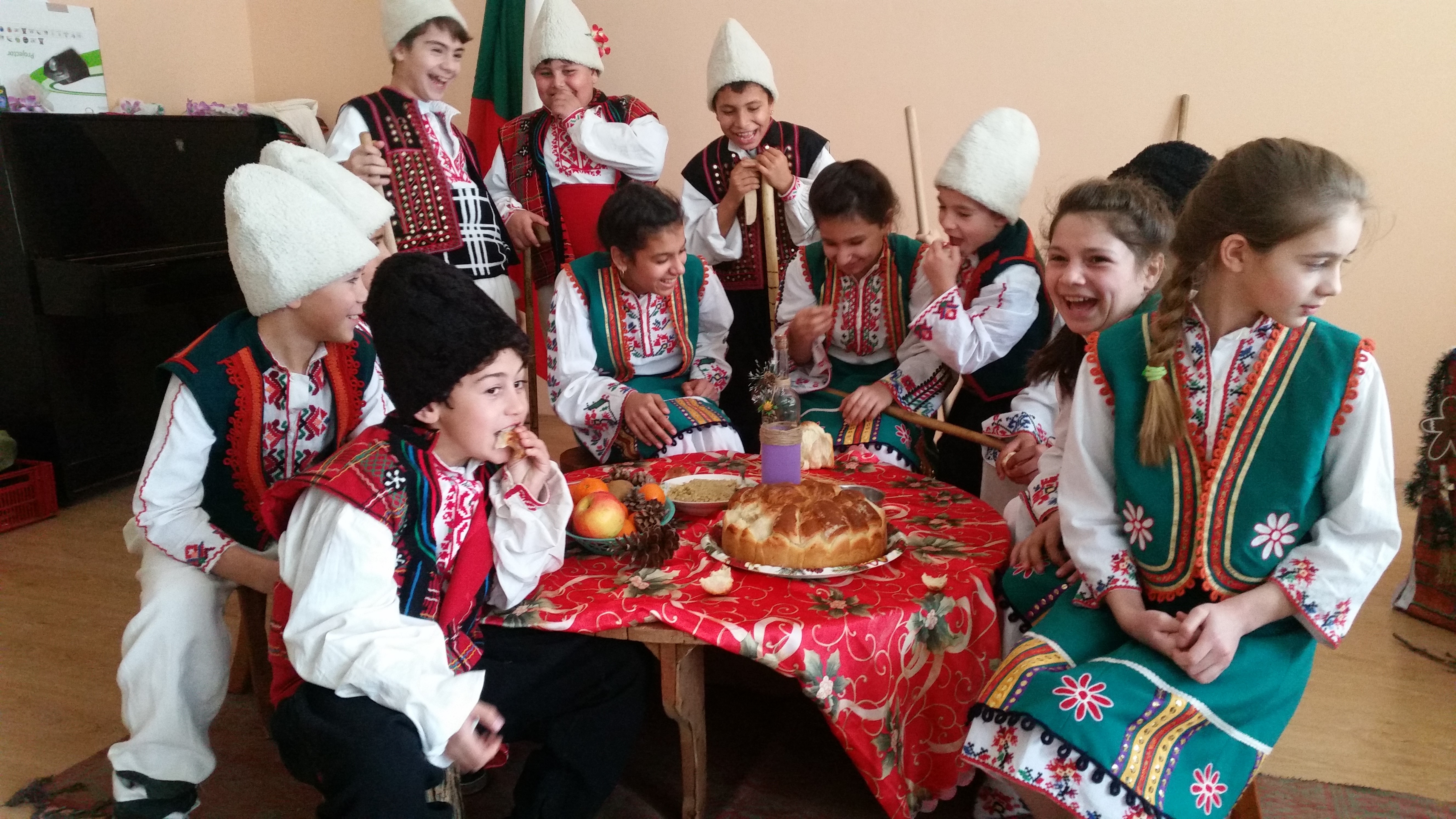 Коледа е