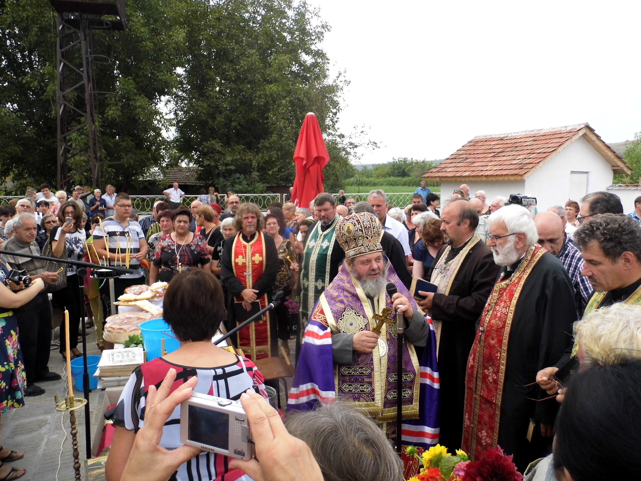 Православен храм отвори врати в с. Шияково